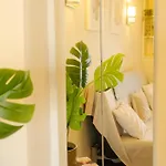 아파트 Sea La Vie - Beachfront Retreat *