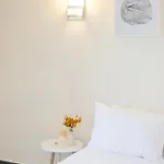 아파트 Sea La Vie - Beachfront Retreat