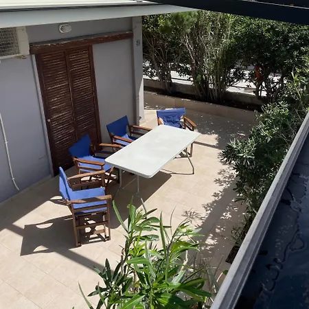 Apartment Sea La Vie - Beachfront Retreat *