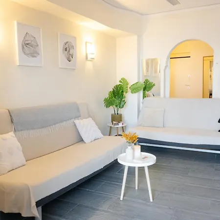 Sea La Vie - Beachfront Retreat Apartamento