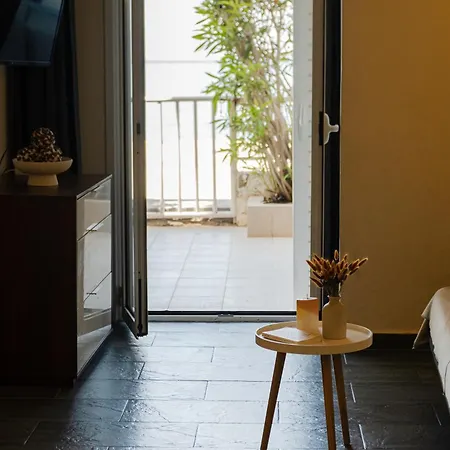 Lägenhet Sea La Vie - Beachfront Retreat *