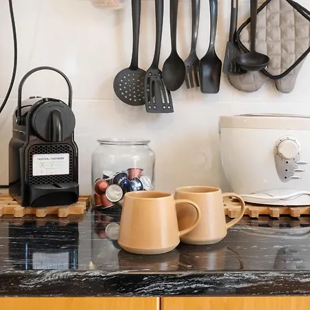 Sea La Vie - Beachfront Retreat