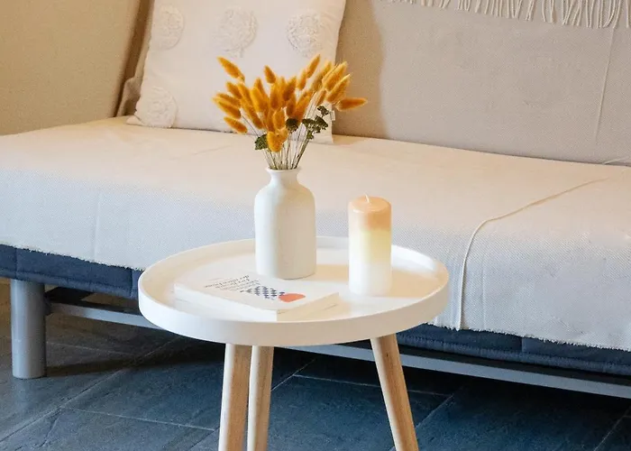 Sea La Vie - Beachfront Retreat דירה *